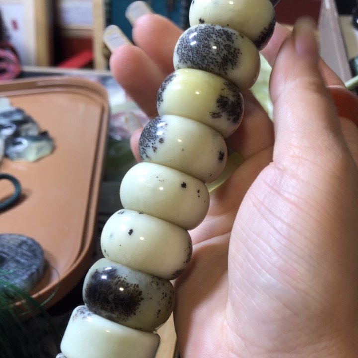 岫玉未镶嵌岫玉戒圈