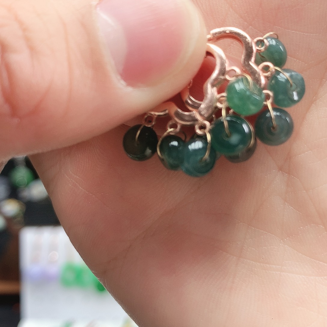 翡翠耳饰未镶嵌耳饰