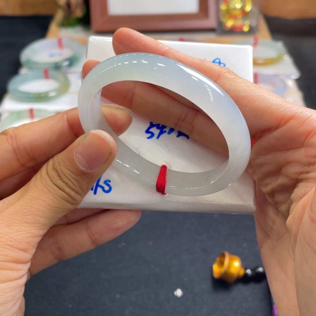 翡翠手镯未镶嵌54.2贵妃天然翡翠A货