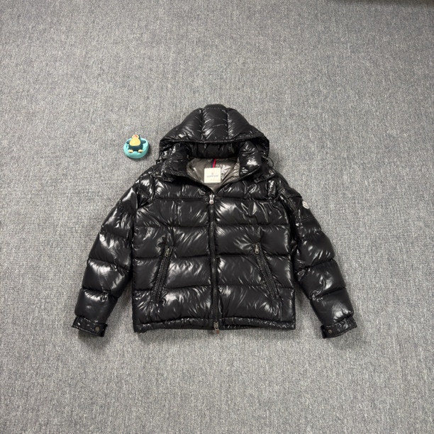99新 MONCLER 蒙口 Maya系列黑色连帽羽绒服/3码