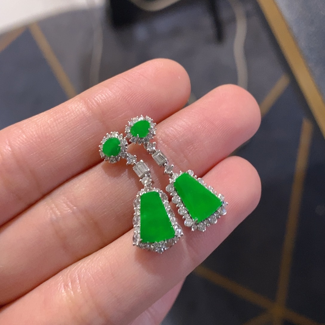 翡翠耳饰18K金镶嵌天然缅甸A货翡翠