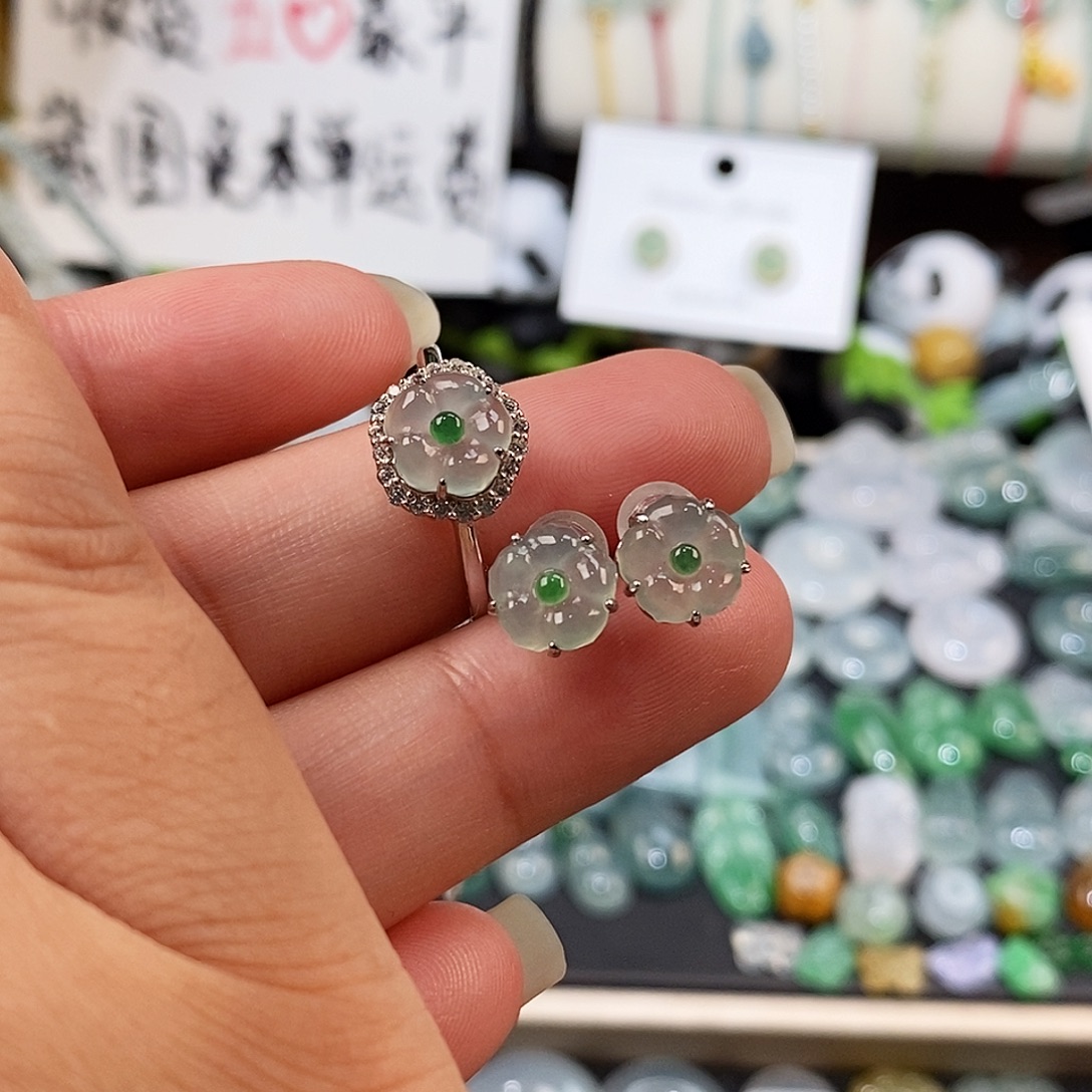 翡翠银S925镶嵌颈饰戒指耳钉