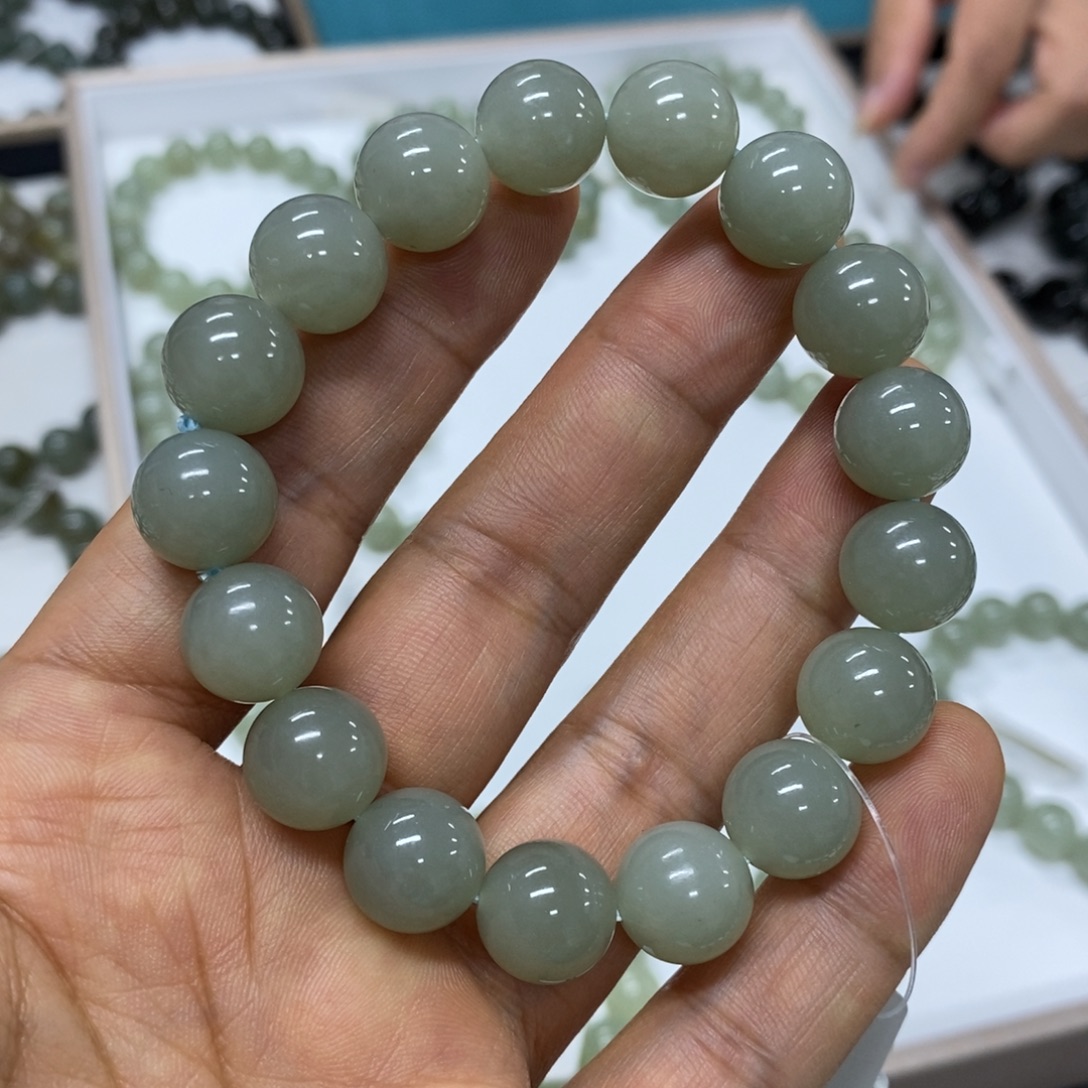 手链未镶嵌和田玉