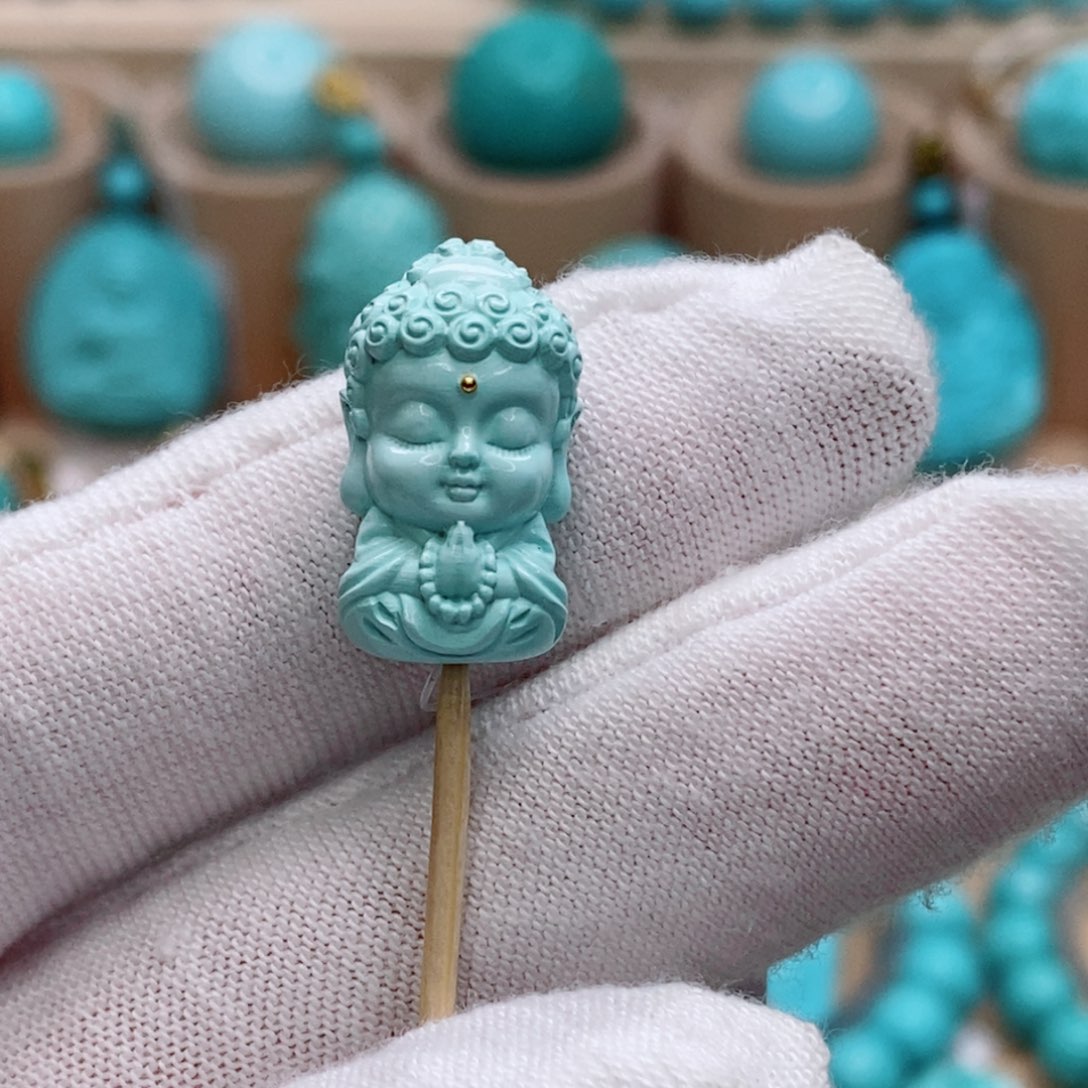 绿松石未镶嵌珠宝奇石