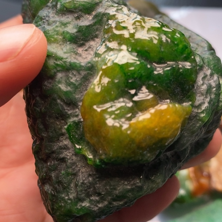 定制翡翠未镶嵌翡翠片料定制