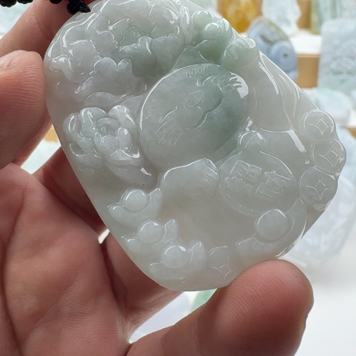 翡翠未镶嵌颈饰天然缅甸A货翡翠