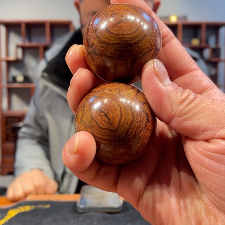 黄花梨/降香黄檀4.5的手球