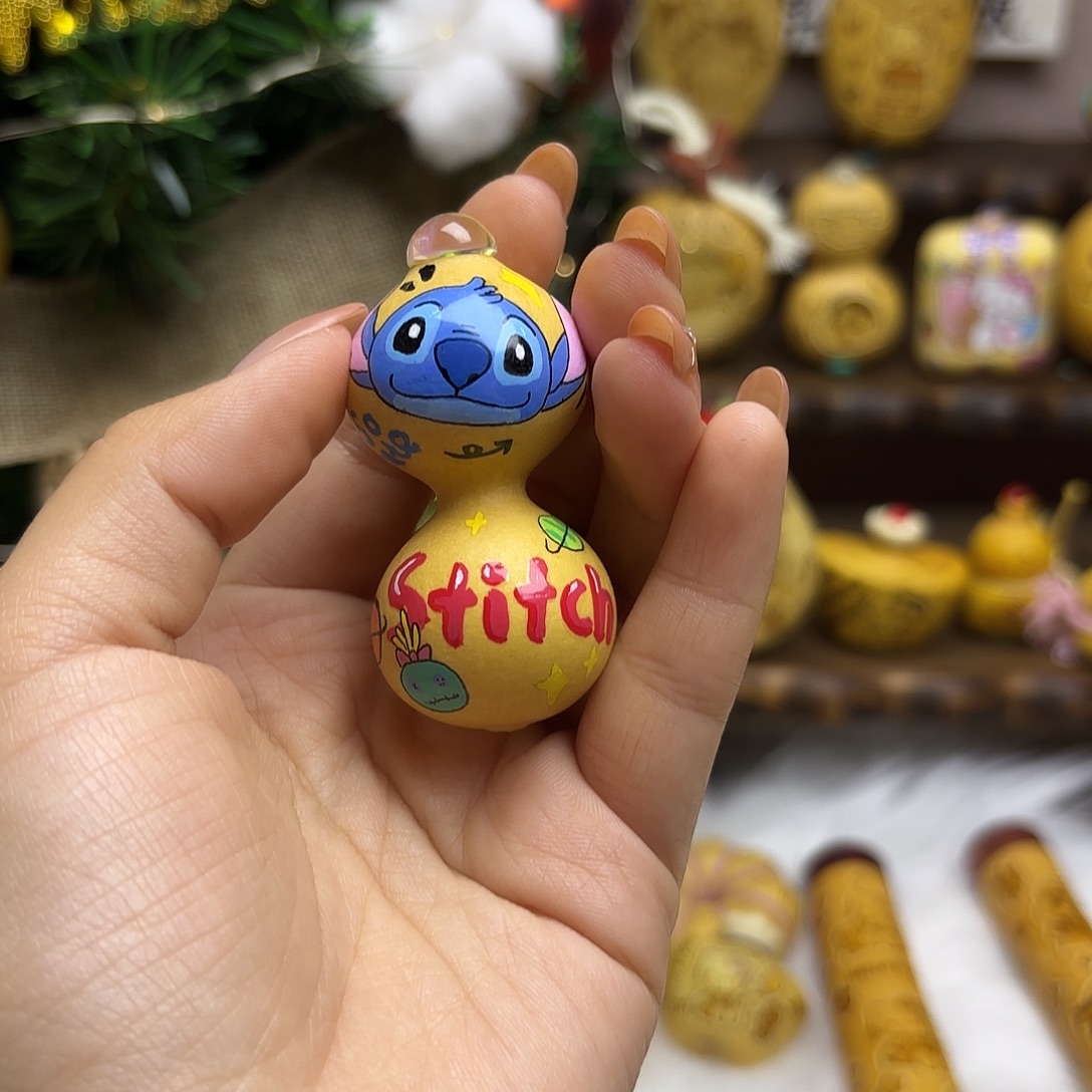 玻璃颈饰哈哈哈哈哈哈哈