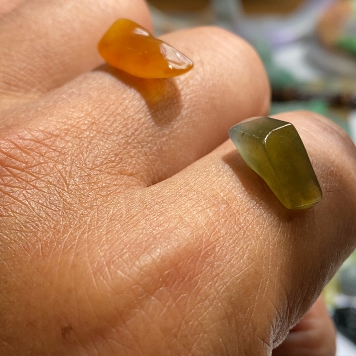 未镶嵌定制翡翠毛货