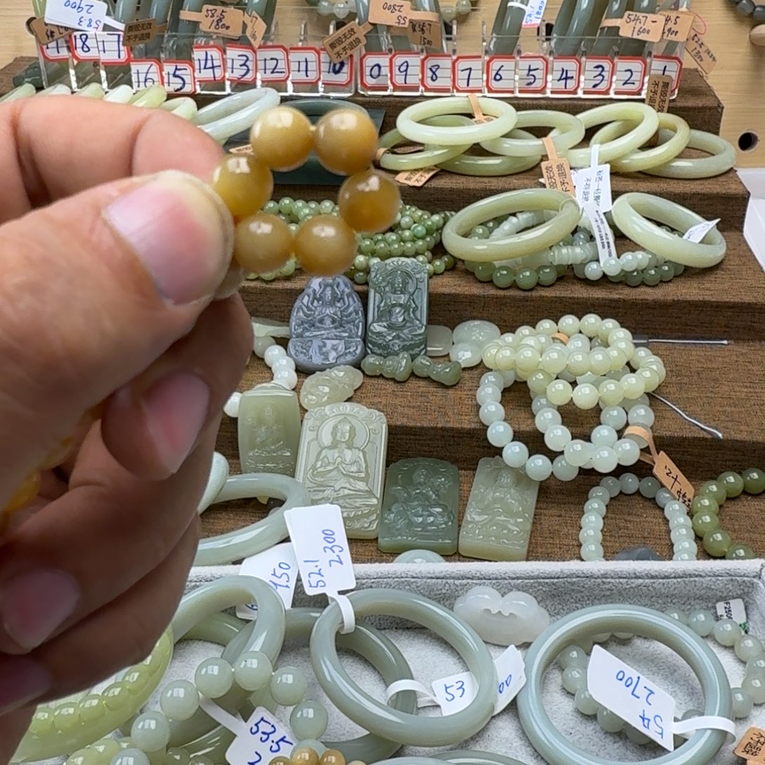 长***艺和田玉未镶嵌手链