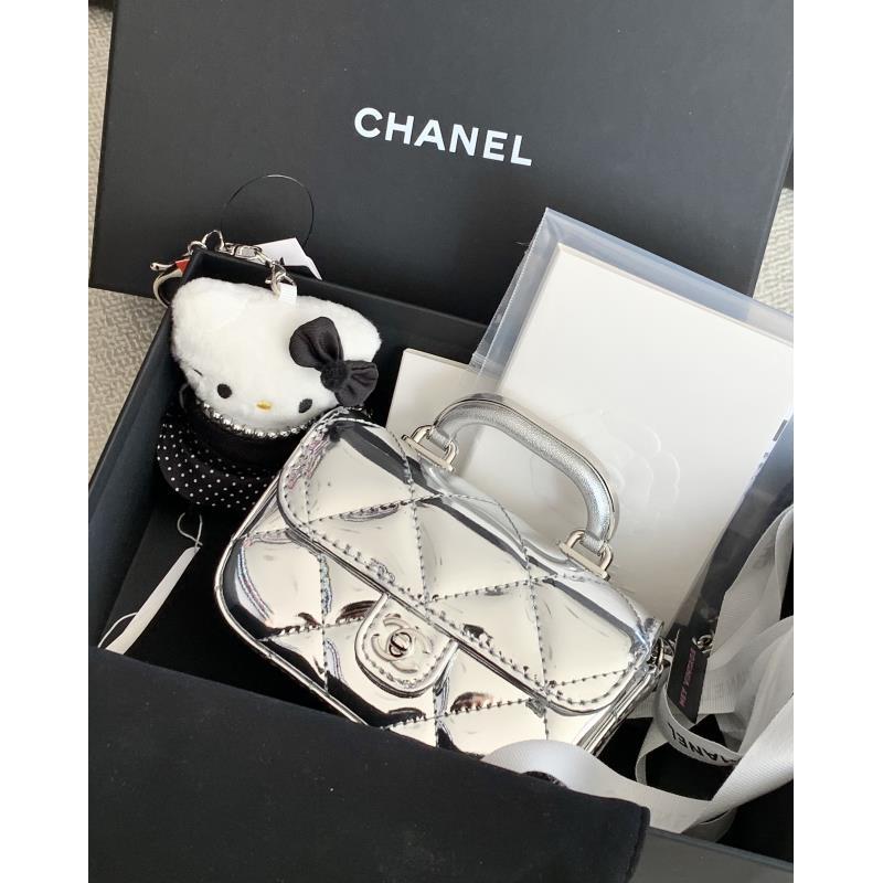 未使用 Chanel/香奈儿  25k银色镜面迷你小废包 12cm 17413177