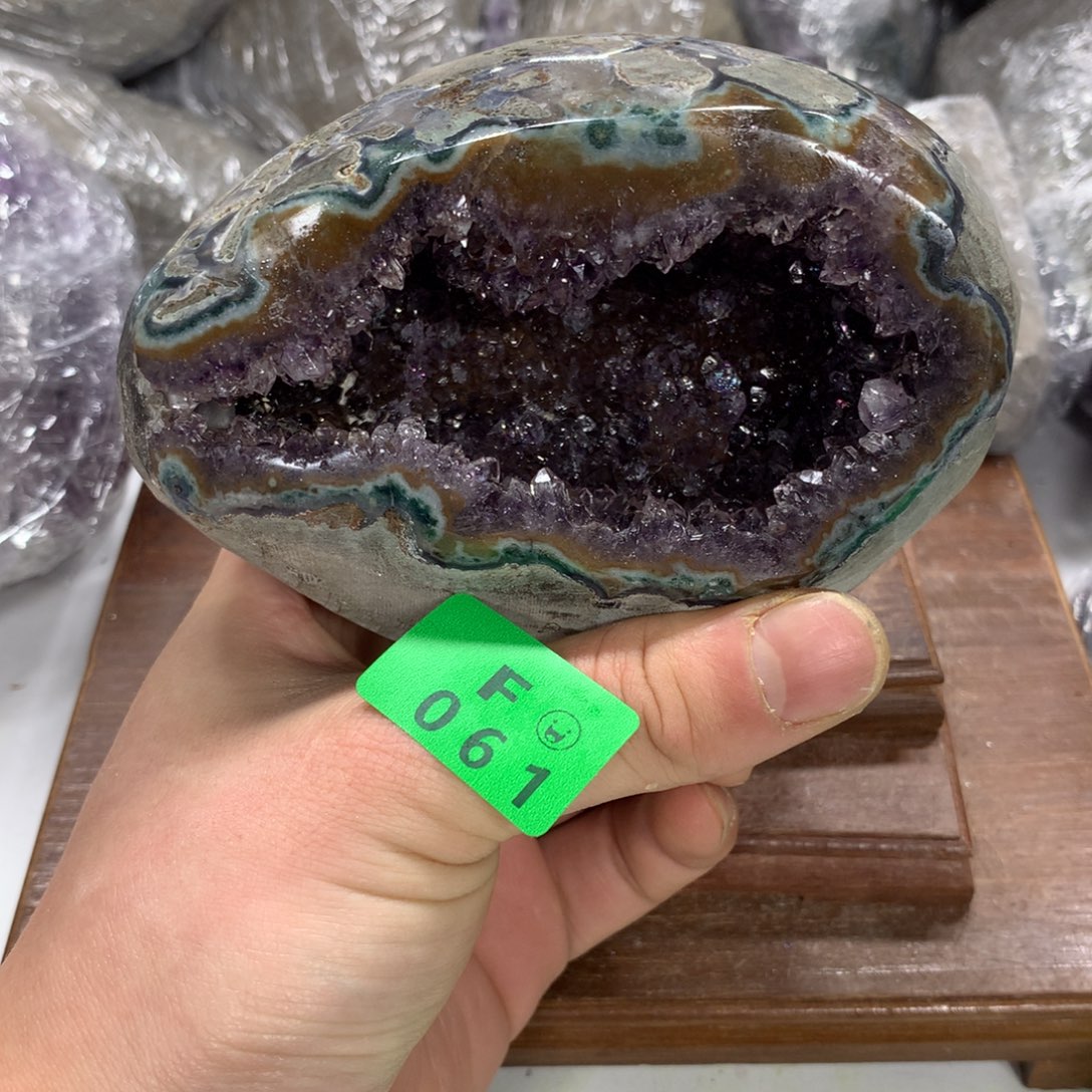 紫晶大型摆件（非配饰）未镶嵌