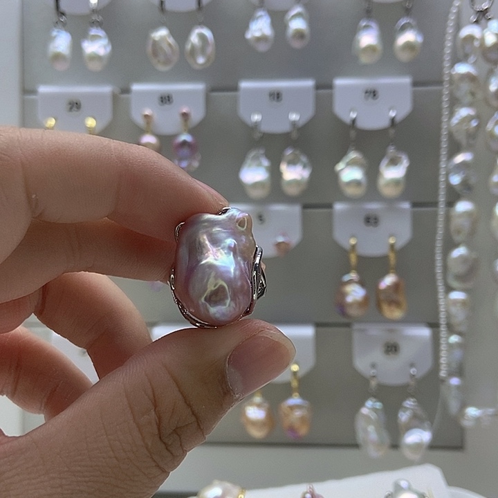 曾***经未镶嵌颈饰淡水珍珠24