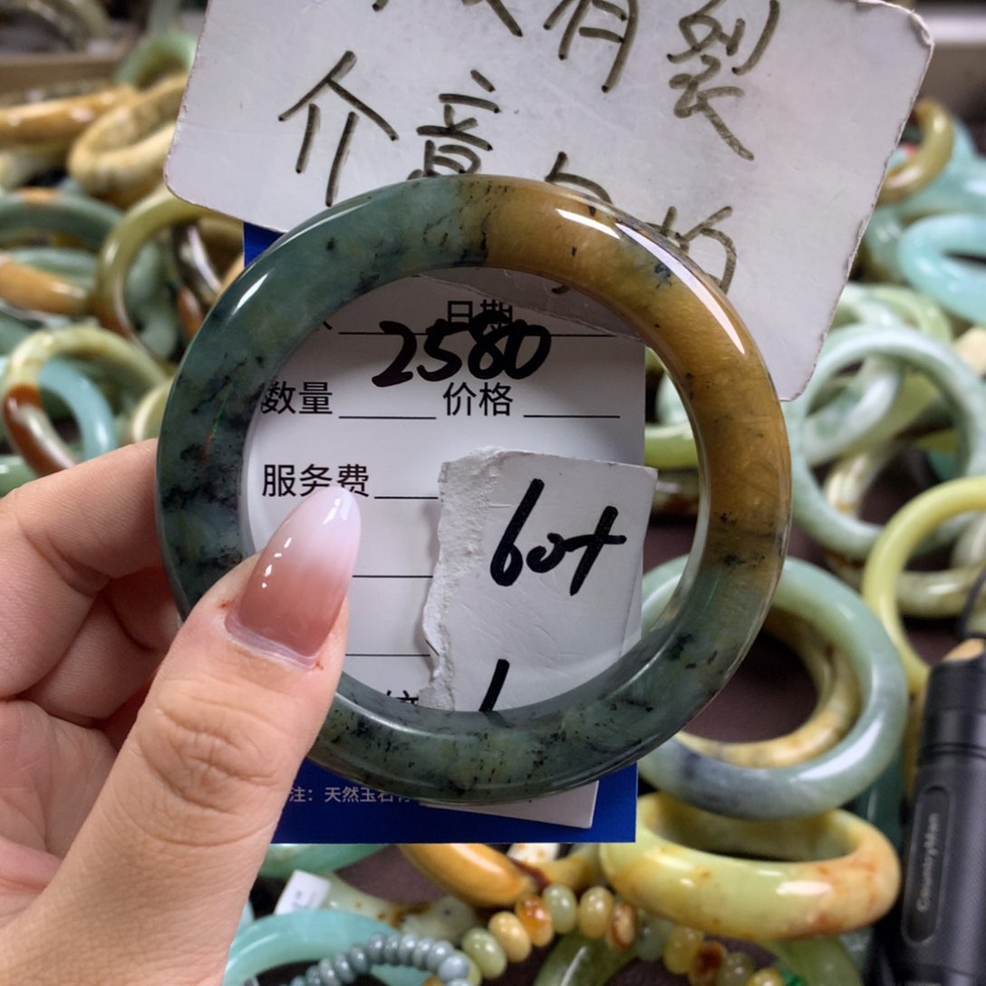 蛇纹石玉未镶嵌手镯2580