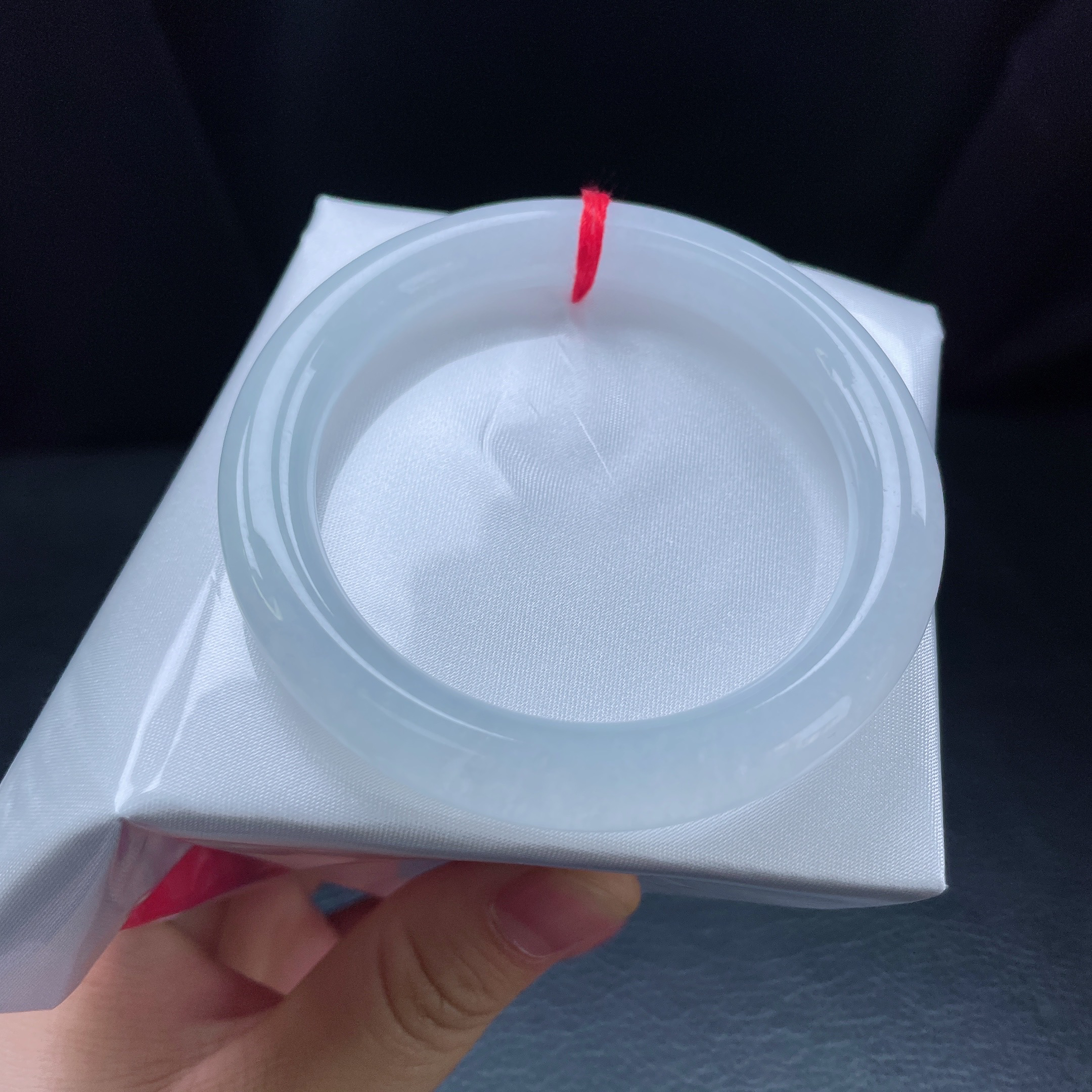 54圈冰种白月光圆条手镯 