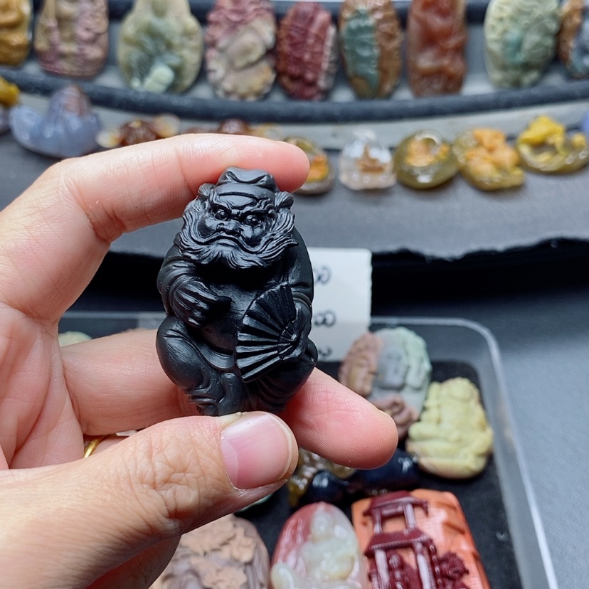 【闪购商品】定制石英质玉吊坠未镶嵌