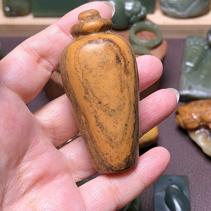 岫岩河磨玉（透闪石质玉）手绳未镶嵌q****n