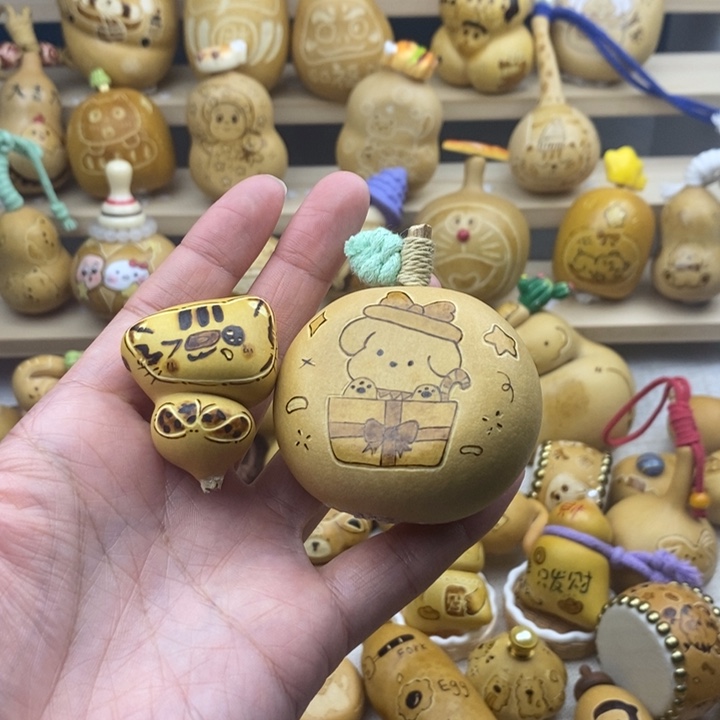 脏脏猫 苹果扁。  