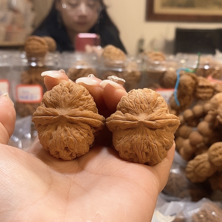 文玩核桃吊坠边36肚38平谷元宝