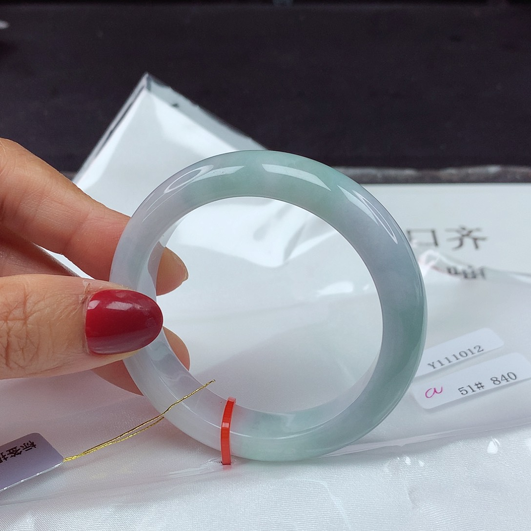 翡翠手镯未镶嵌51圈1012