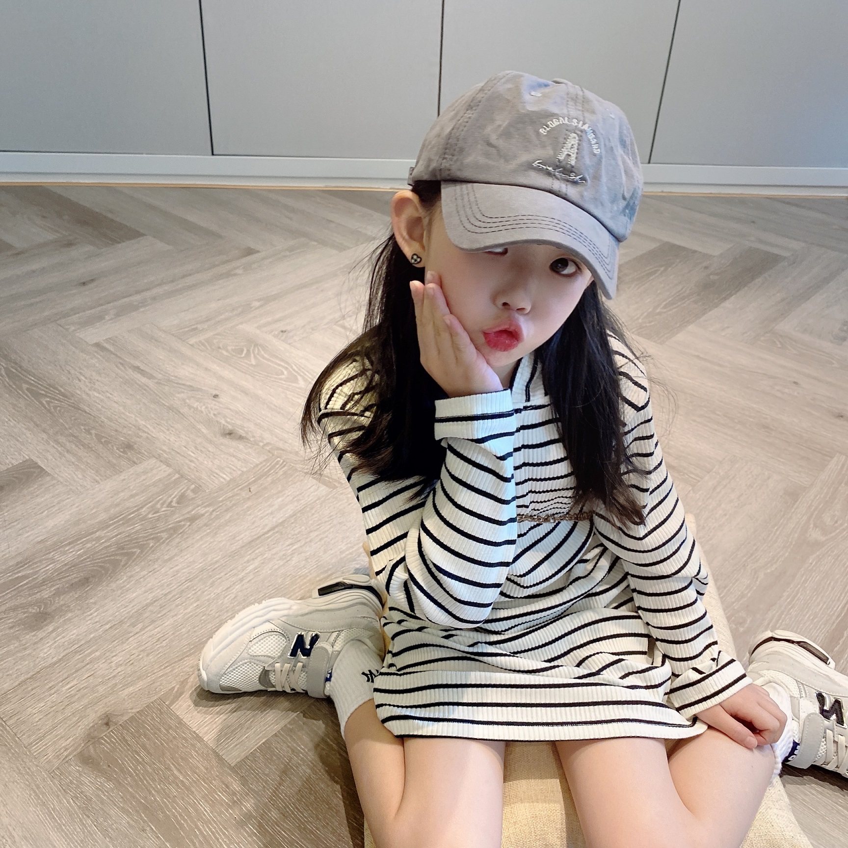 泡妈童装 2025春季儿童新款女童牛仔马甲外套21602