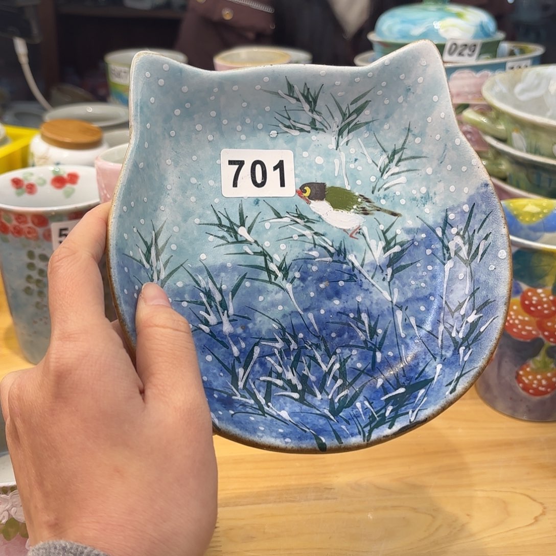 瓷片兔兔好可爱啊我