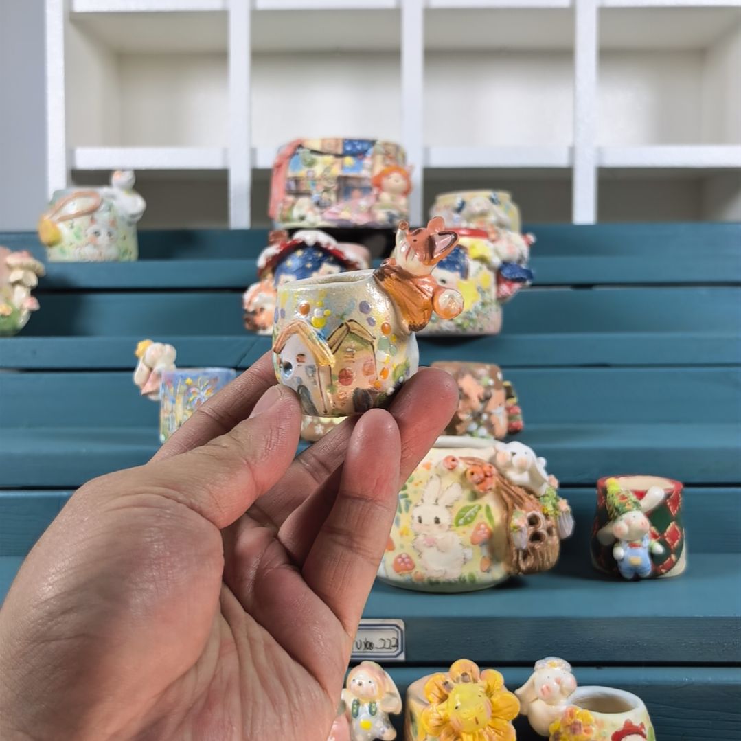 夏***子房子小狐狸 手绘多肉花盆