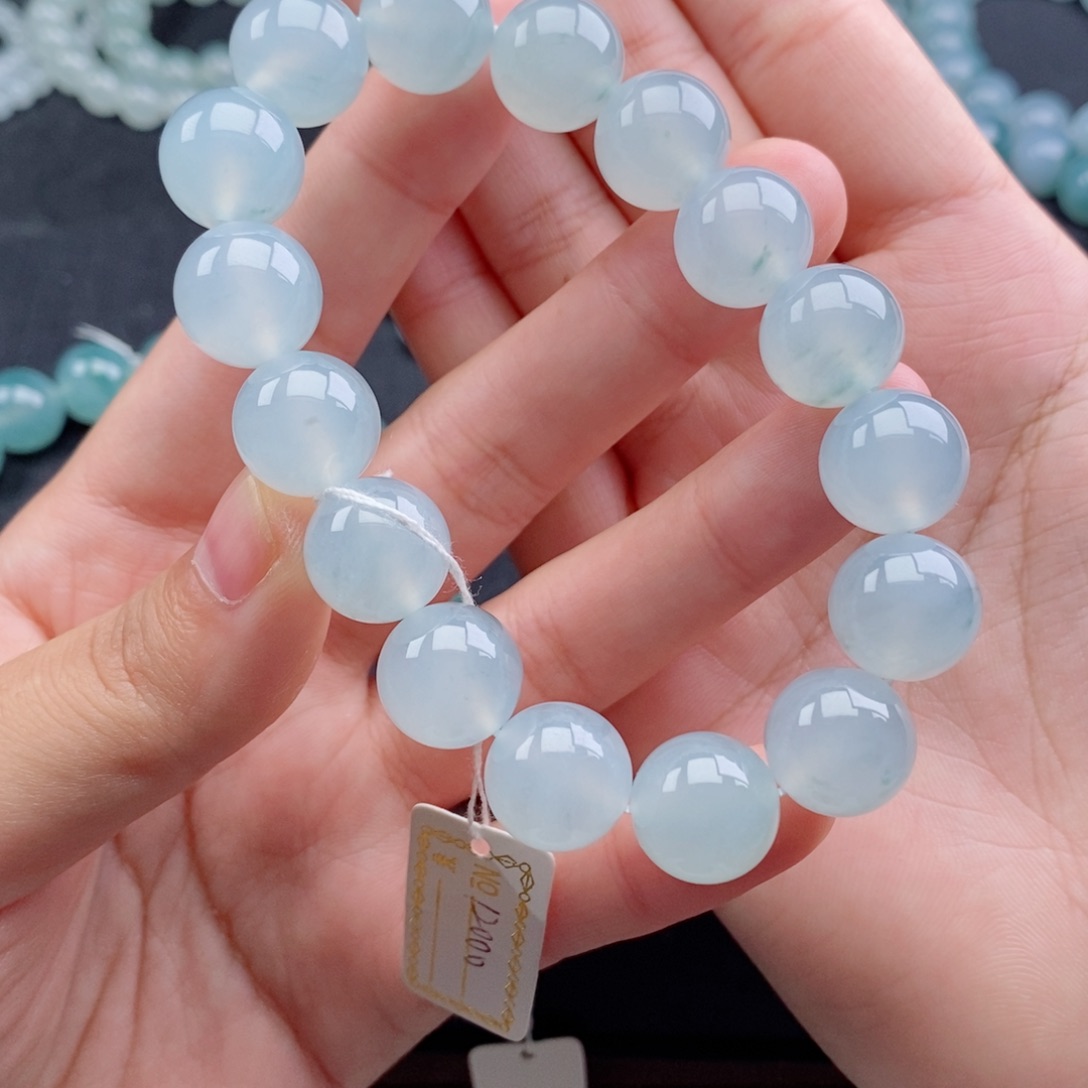 今***梦翡翠未镶嵌手链珠宝