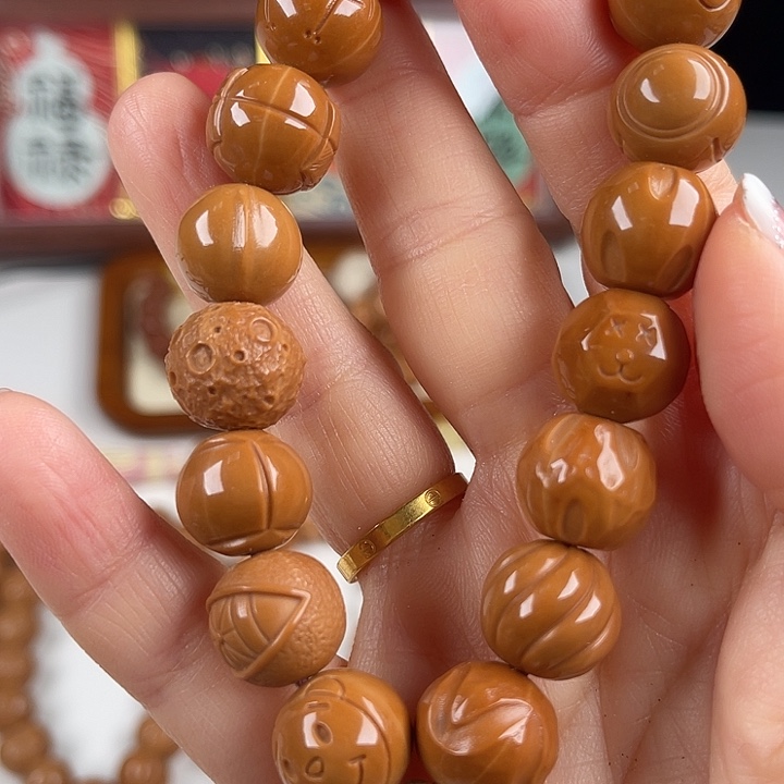 从***来猴头核桃手串童话