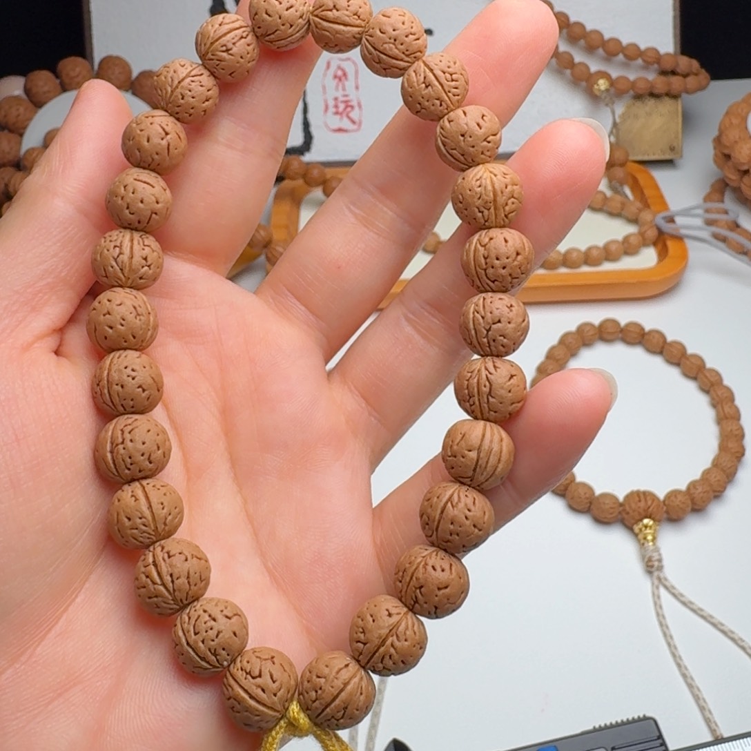 手串桃核10➕一字脐小馒头