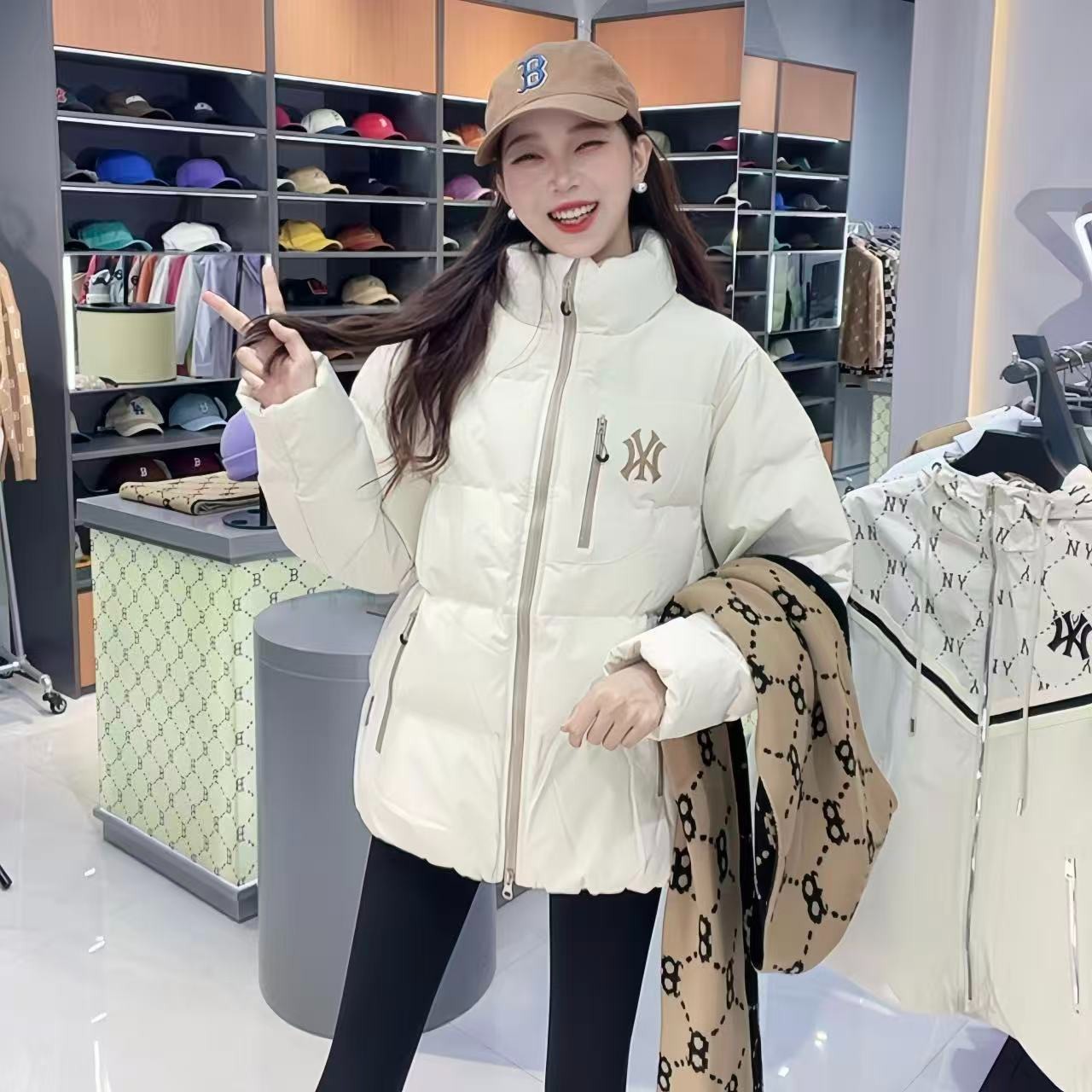 CLNKEL棉服NY联名男女同款时尚潮流休闲百搭情侣外套209 佳佳