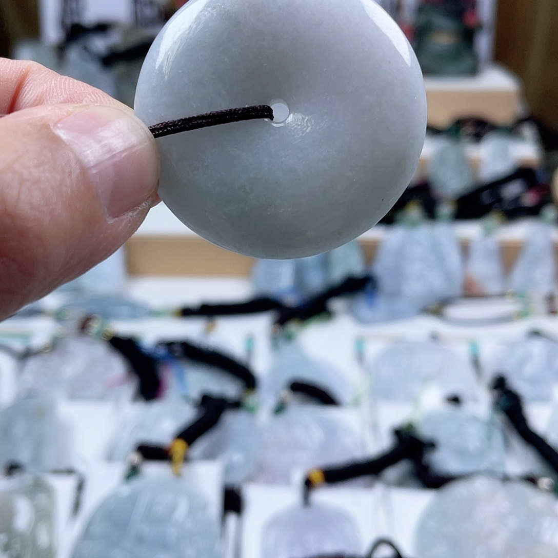 翡翠颈饰未镶嵌0483挂件