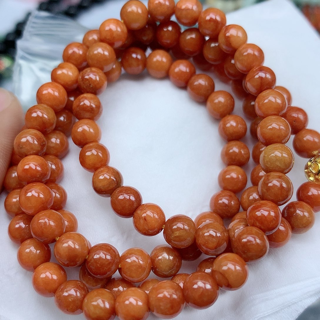 翡翠颈饰未镶嵌手串