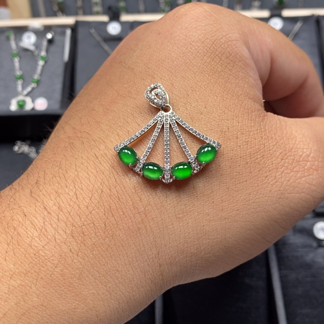 翡翠颈饰银S925镶嵌齐**@翡翠