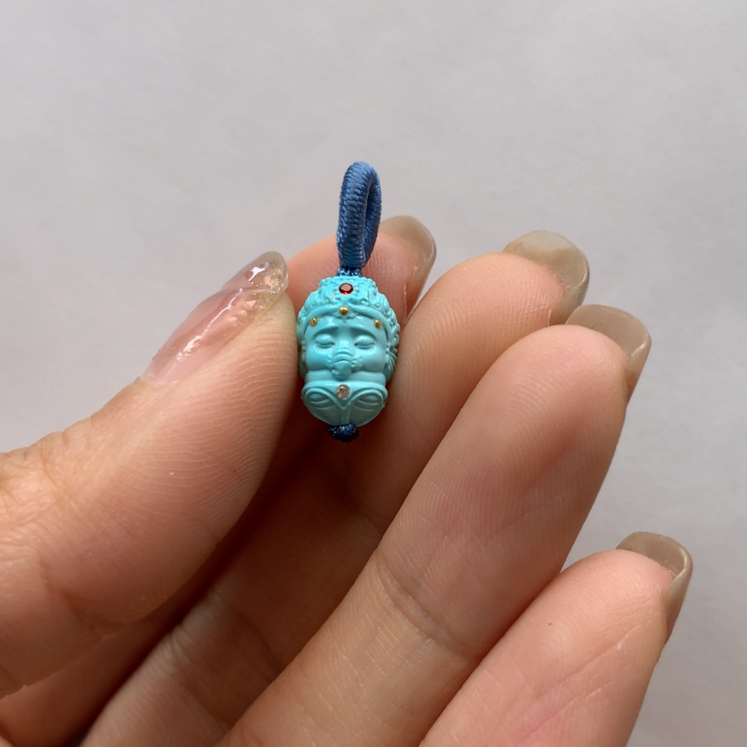 绿松石配饰未镶嵌