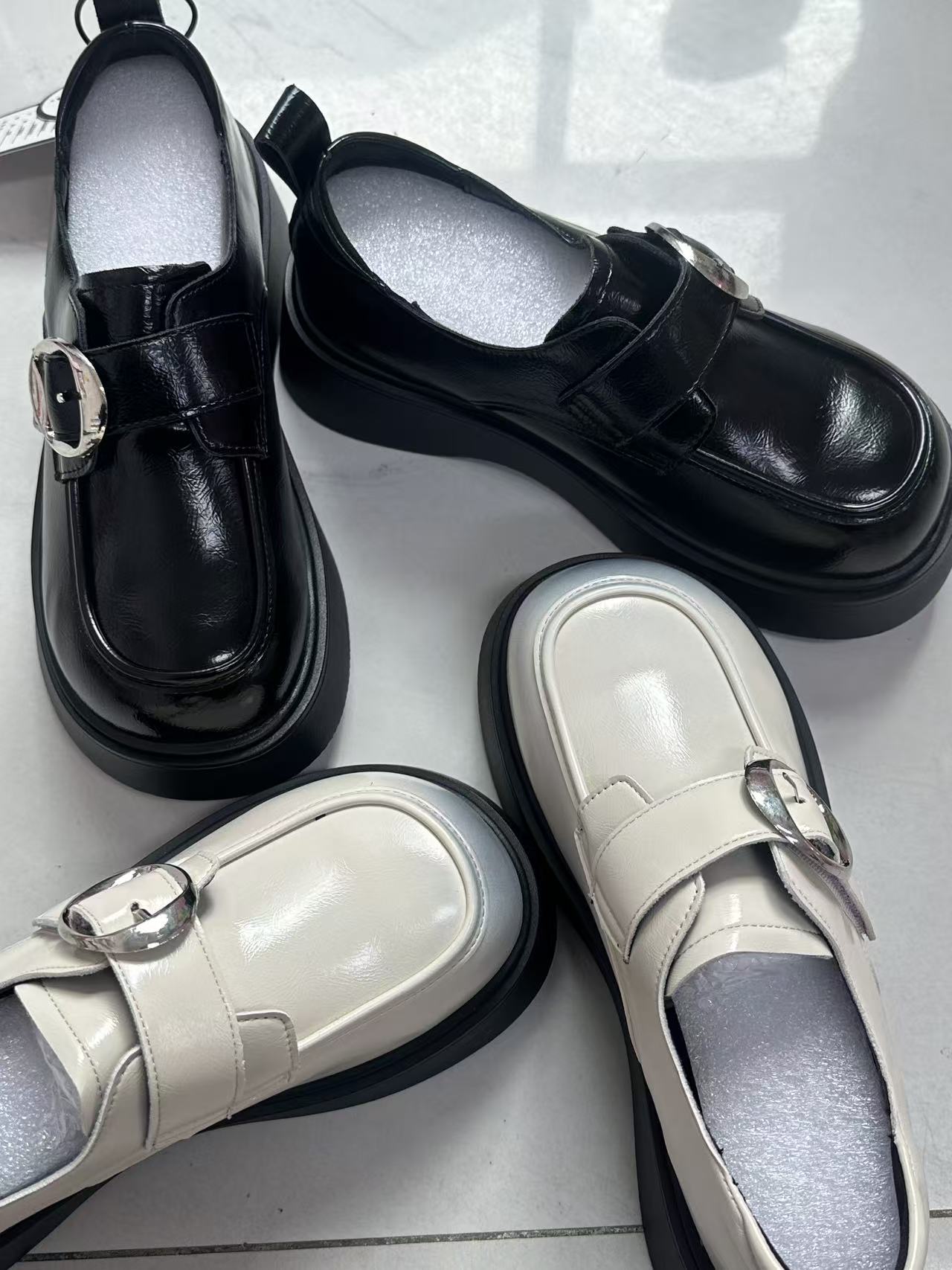 厚底玛丽珍女鞋2025新款春秋黑色单鞋英伦风小皮鞋爆款白色乐福鞋