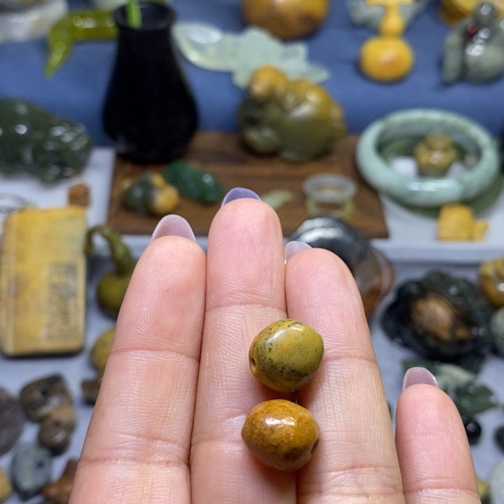 普***蛙岫岩河磨玉（透闪石质玉）未镶嵌挂件