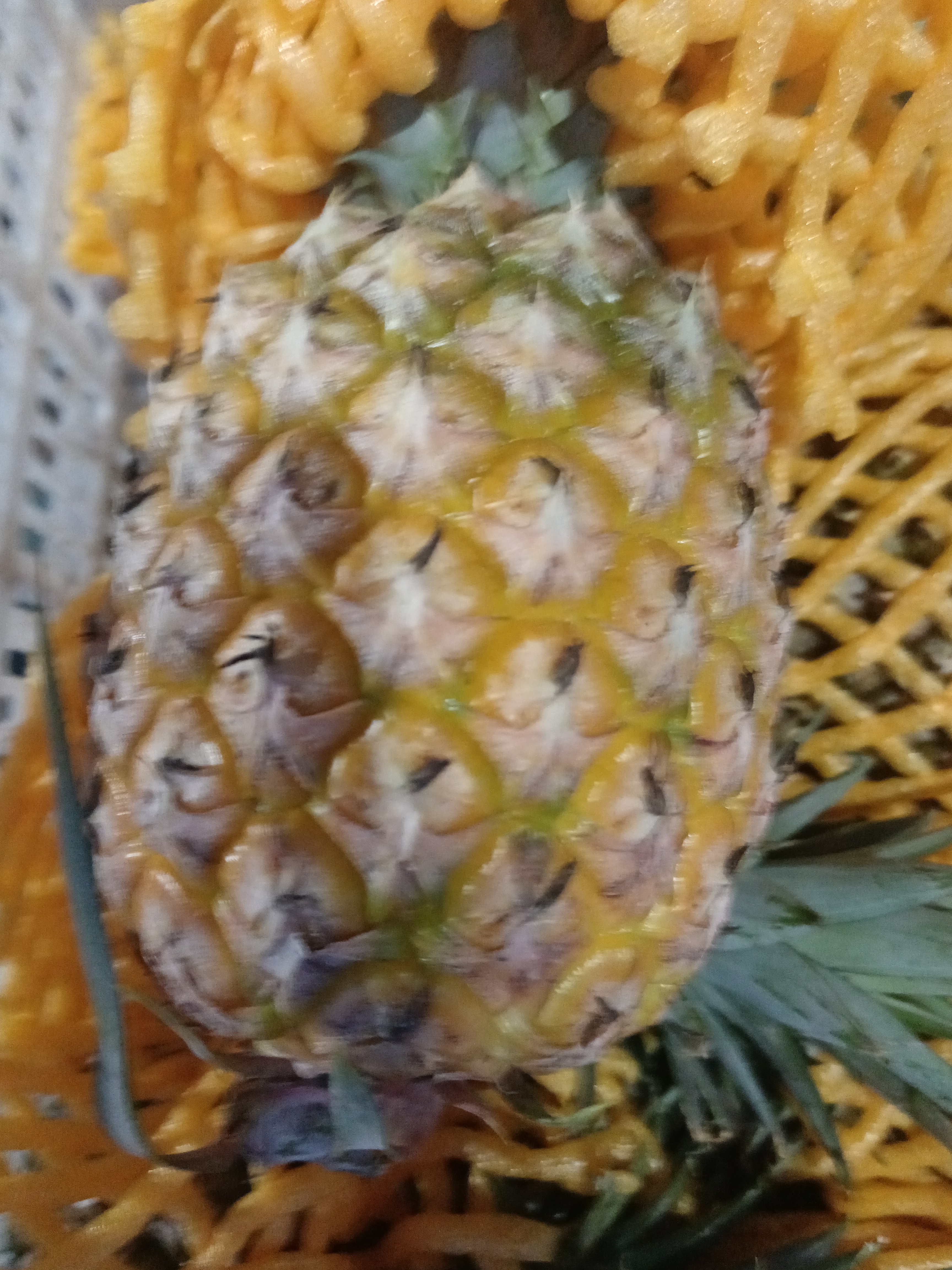手撕凤梨自然成熟酸甜多汁新鲜应季水果