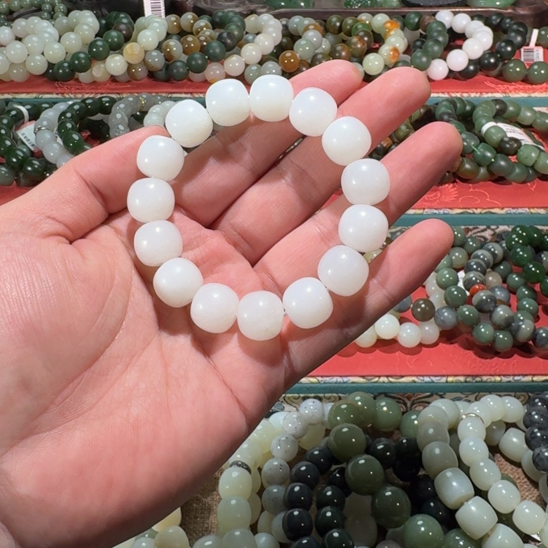 和田玉未镶嵌手链