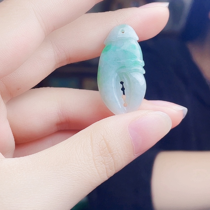 颈饰未镶嵌翡翠多样性