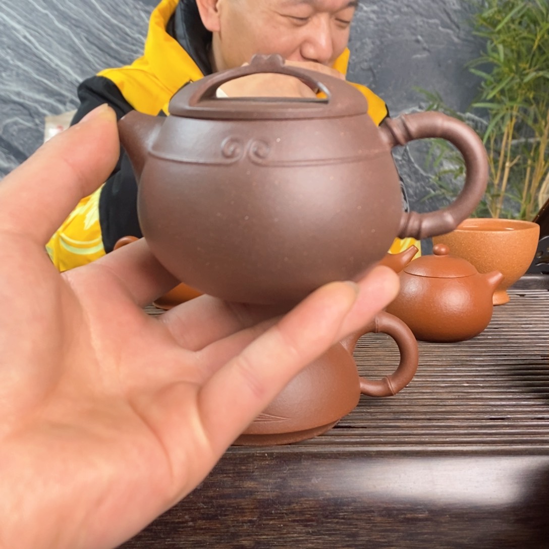 紫砂茶壶L****强生日快乐