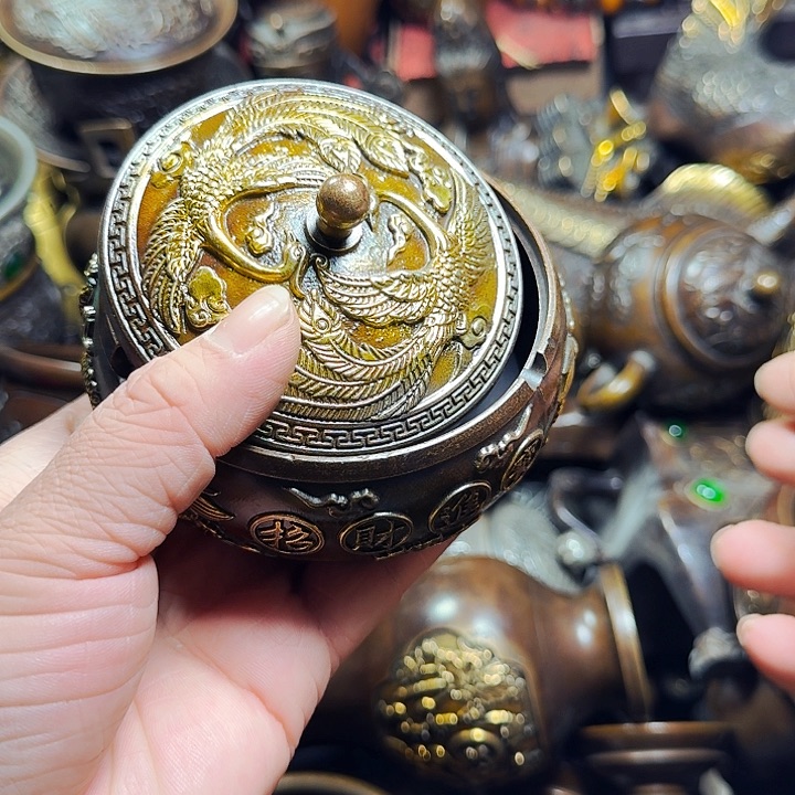 铜器摆件收收藏藏