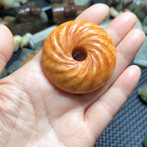 白玉菩提吊坠摆件