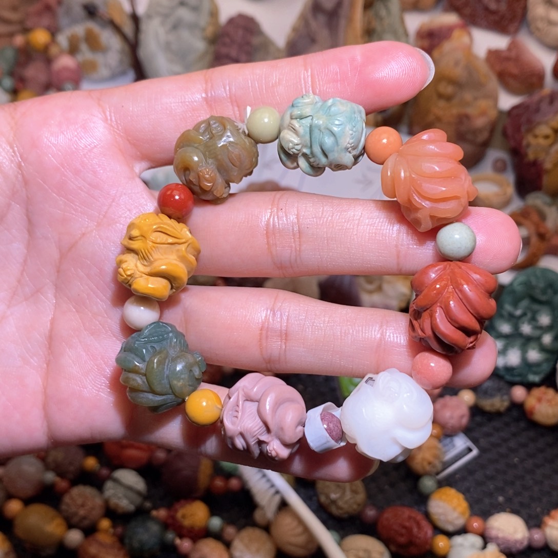 石英质玉（阿拉善玉）手链未镶嵌