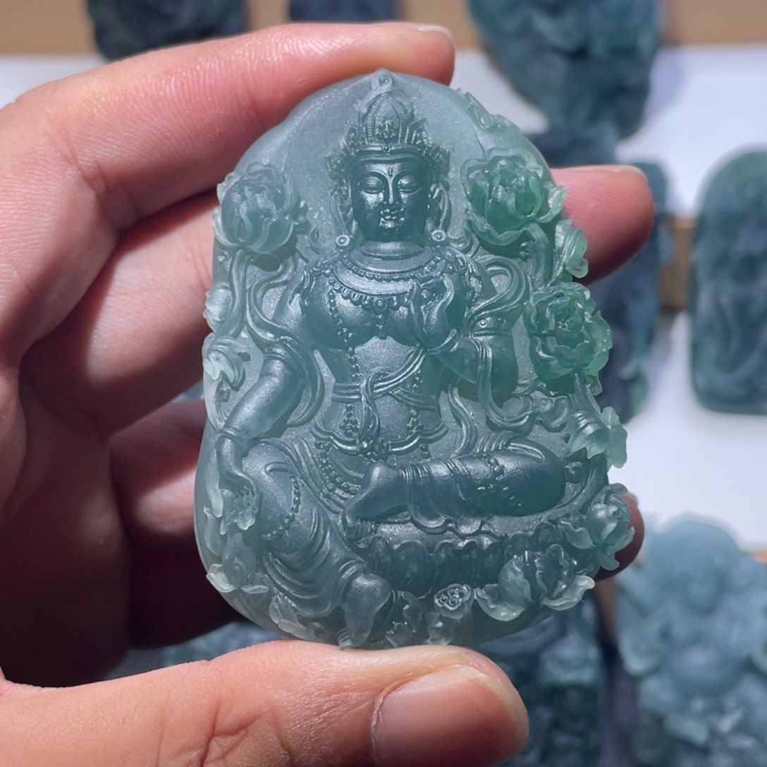 定制翡翠未镶嵌翡翠