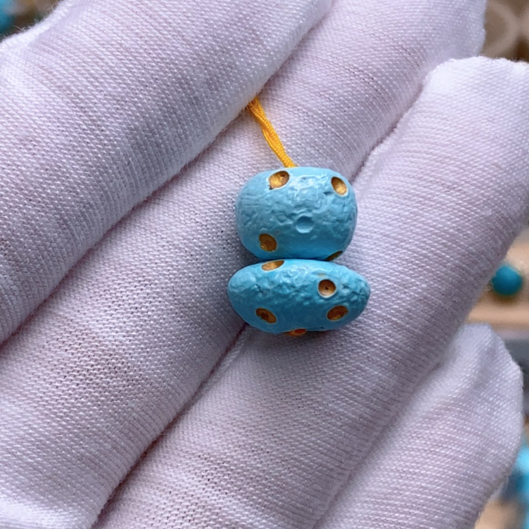 绿松石未镶嵌珠宝奇石