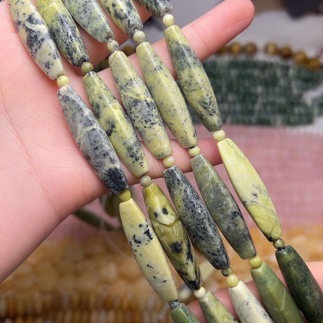 玛瑙/玉髓合金珠宝半成品I252。10mm天然图画石三面切一条