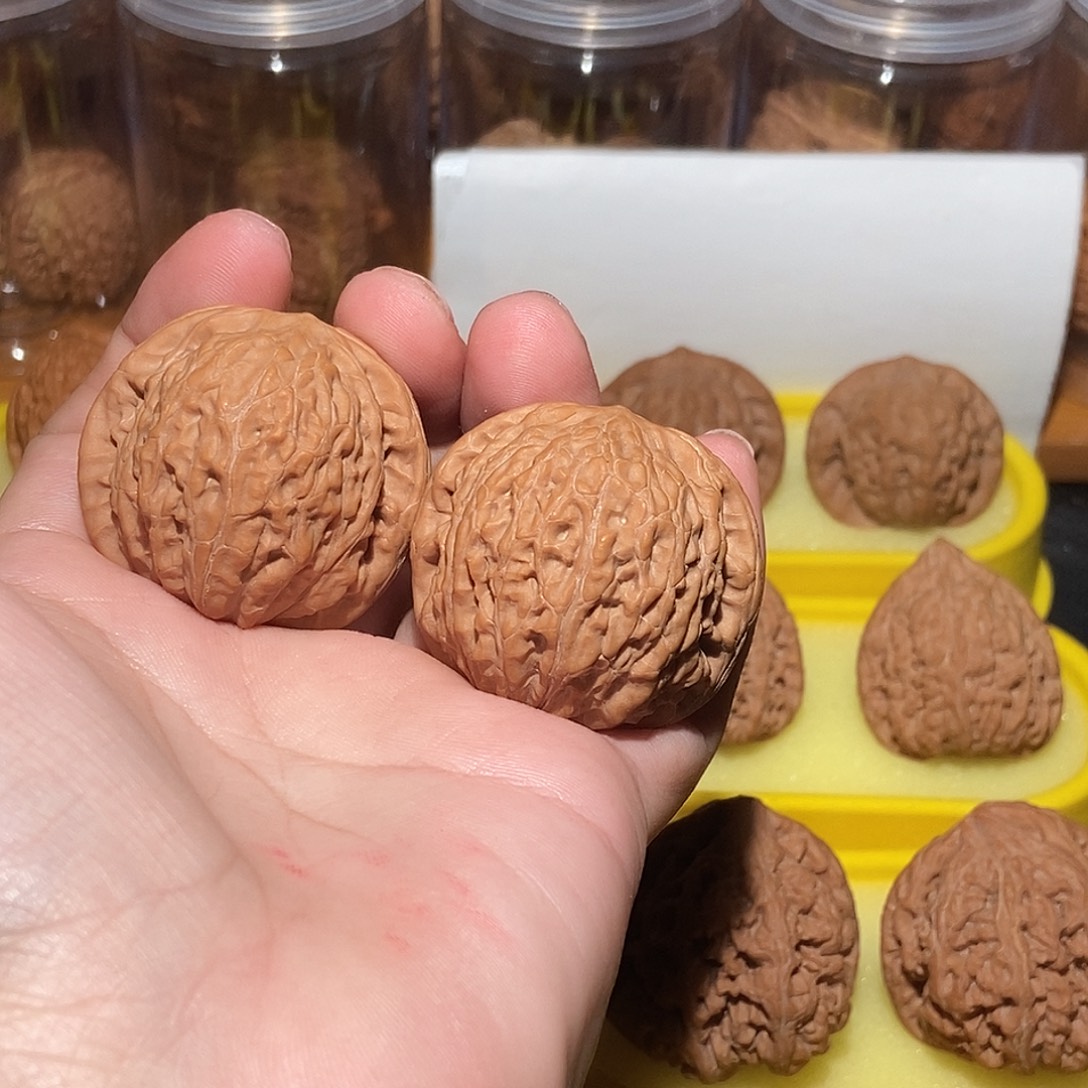 文玩核桃吊坠40铁锤妹妹