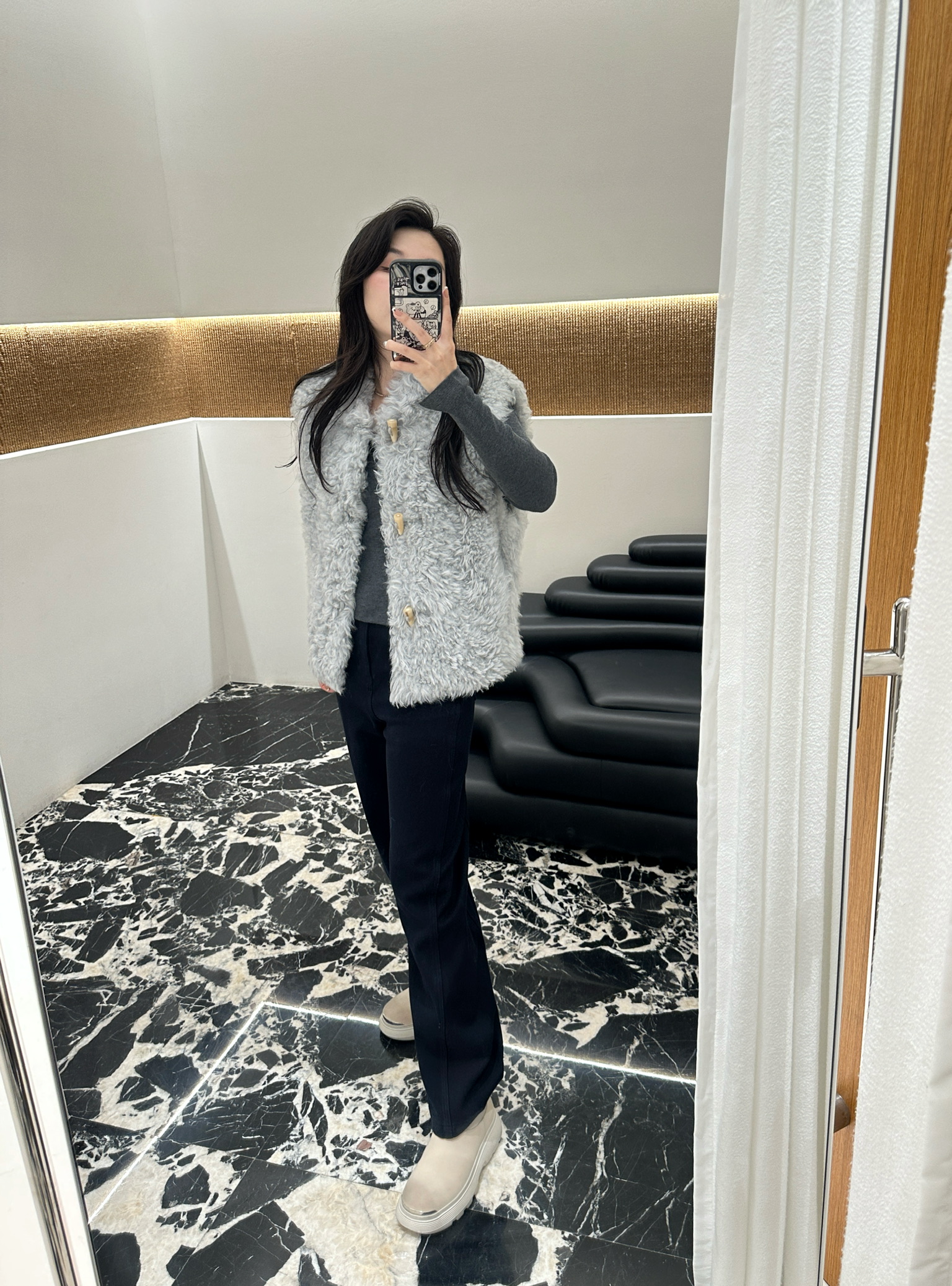 简白 设计师品牌 小众新款 牛角扣托卡马甲