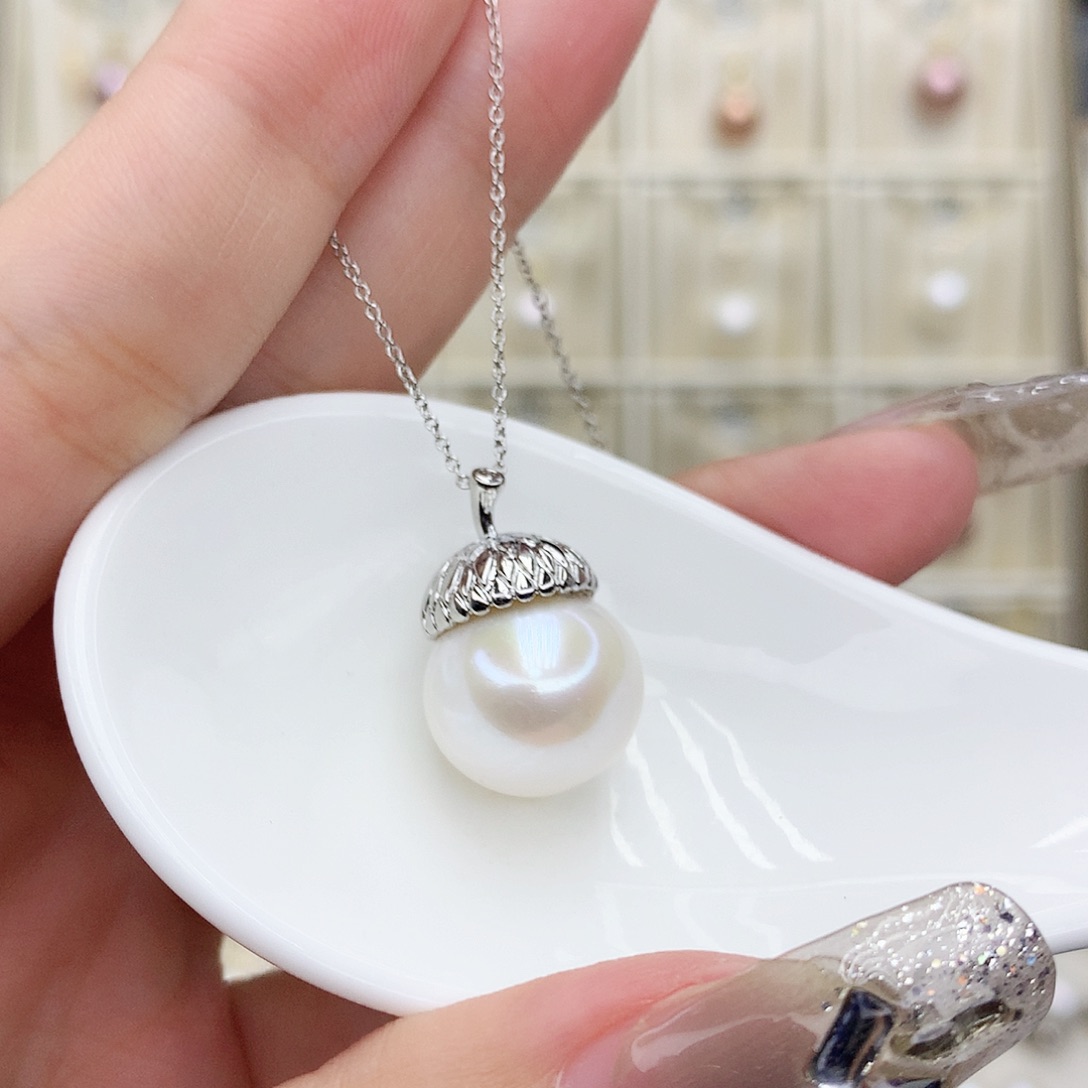 淡水珍珠合金颈饰